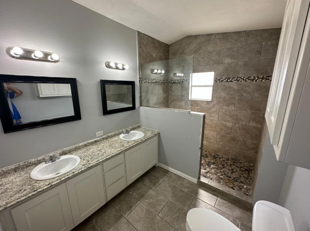 6217 New Mexico Trail Property Photo 4