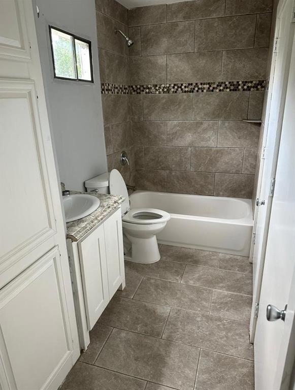 6217 New Mexico Trail Property Photo 5