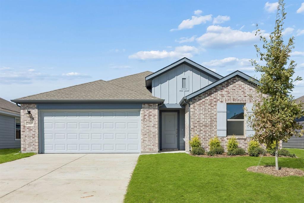 2509 Canadian Way Property Photo 1