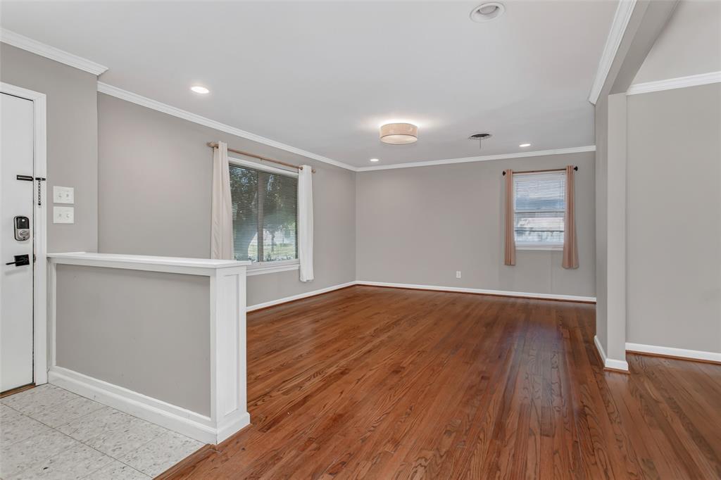 2510 Pinebluff Drive Property Photo 4