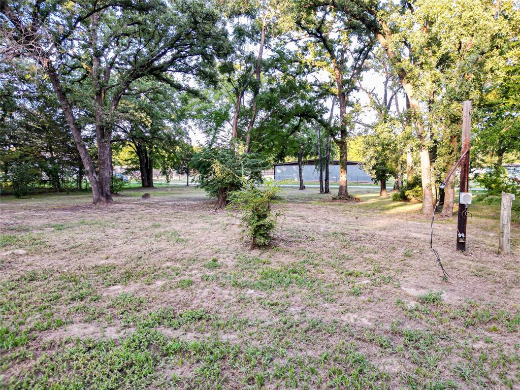 208 N Old Indian Trail Property Photo 9