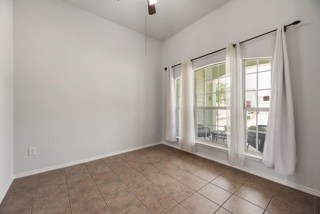 2313 Hillside Drive Property Photo 8