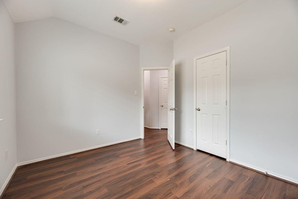 2313 Hillside Drive Property Photo 15