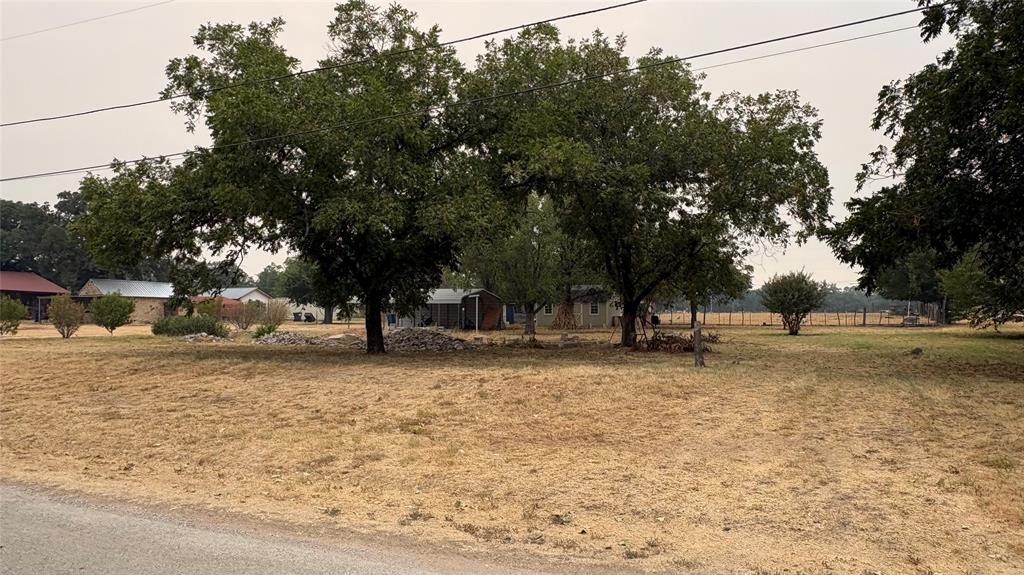 701 W Manchaca Avenue Property Photo 1