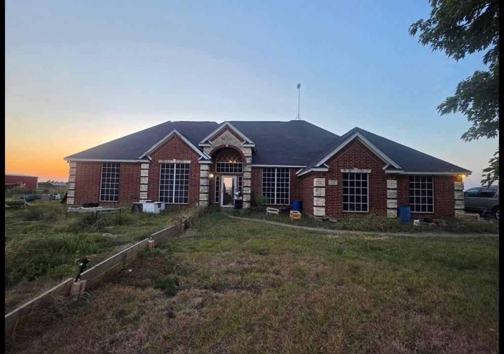 2727 W Ridgeview Circle Property Photo 1
