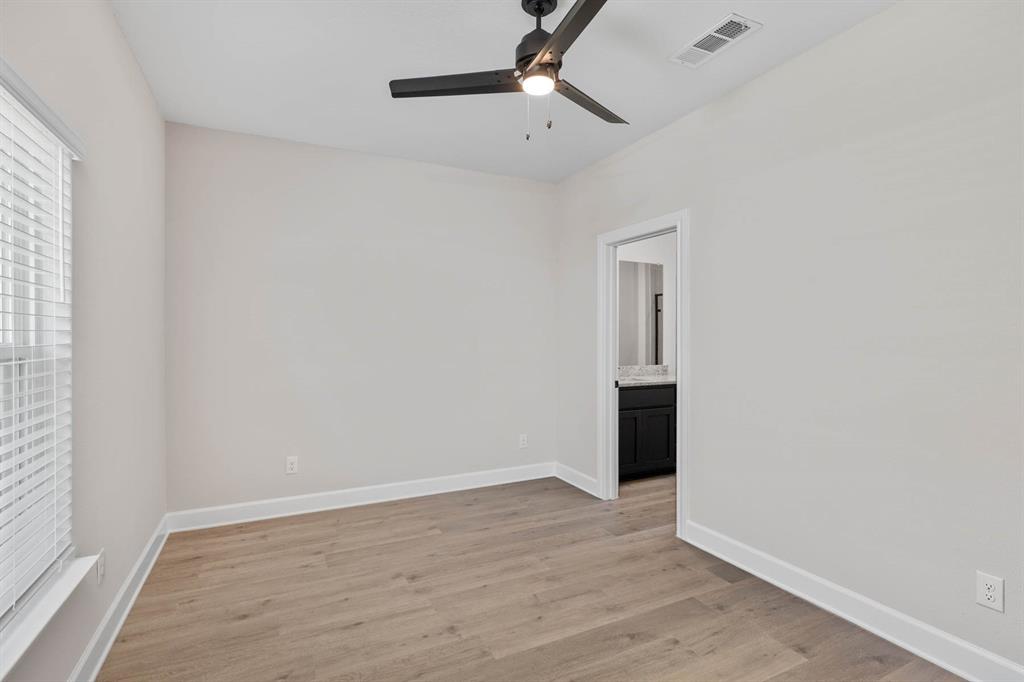 1108 Windermere Way Property Photo 4