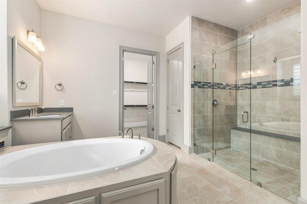 3923 Idlebrook Drive Property Photo 18