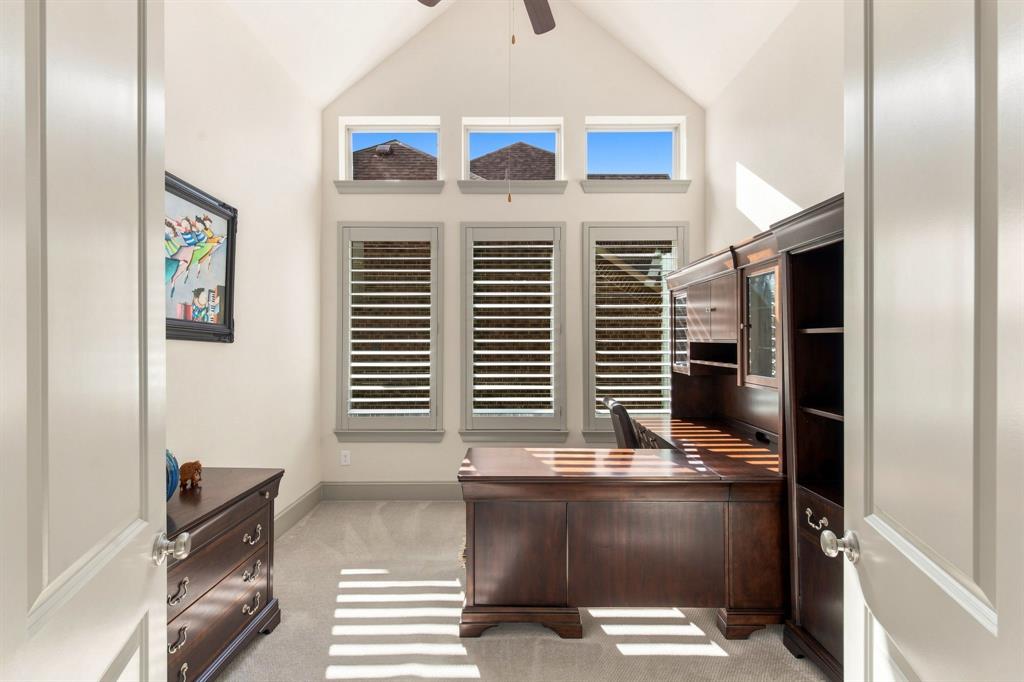 3923 Idlebrook Drive Property Photo 24