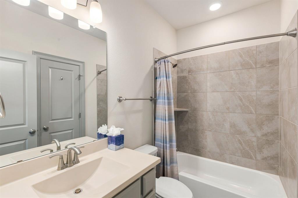 3923 Idlebrook Drive Property Photo 30