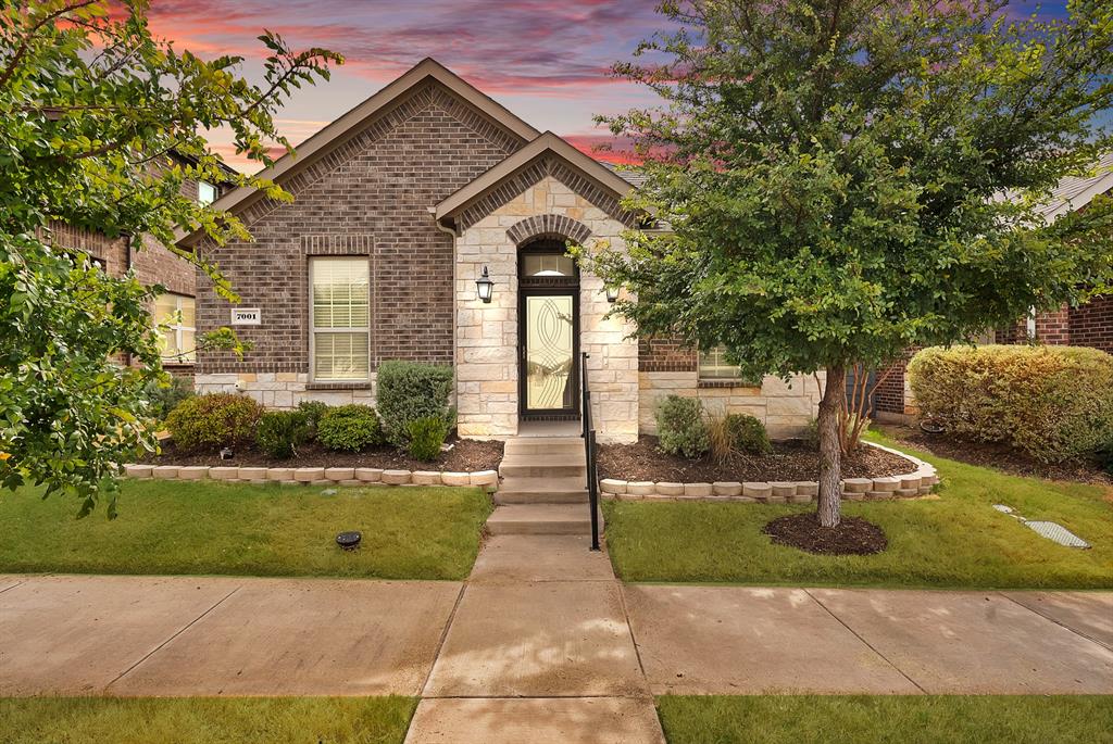 7001 Dandelion Drive Property Photo 1