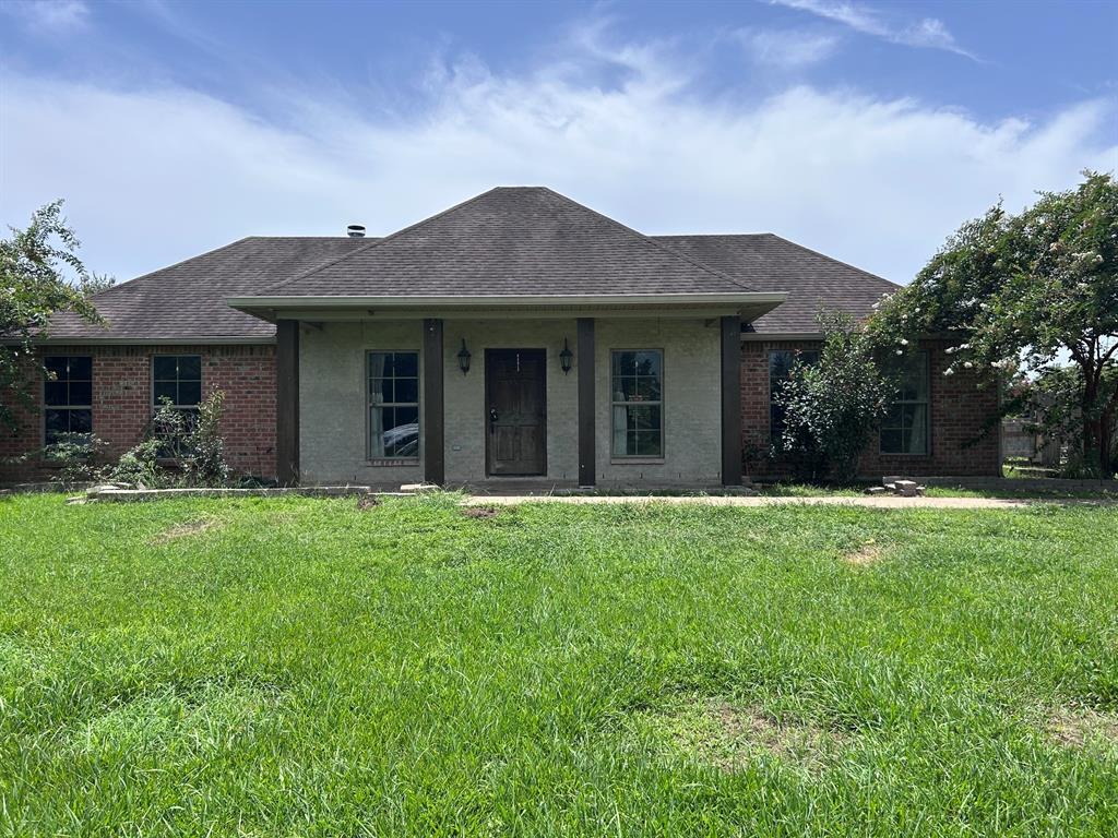 107 Clayton Lane Property Photo 1