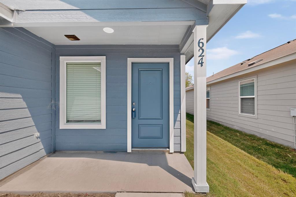 624 Kinglet Lane Property Photo 4