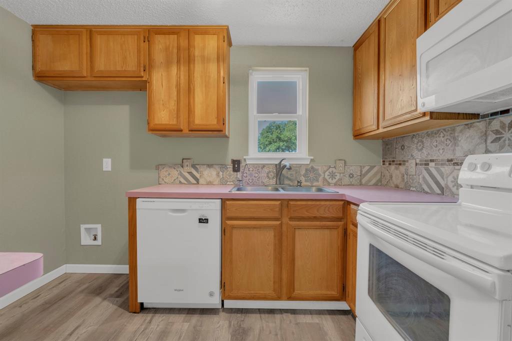 7029 County Road 526 Property Photo 9