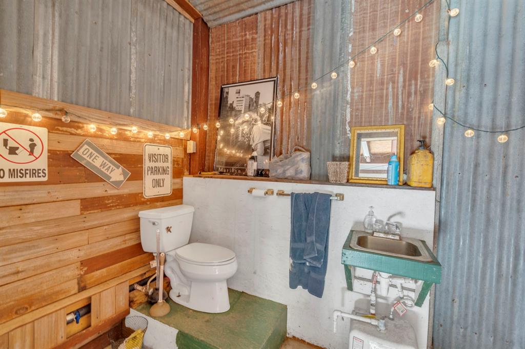 7029 County Road 526 Property Photo 35