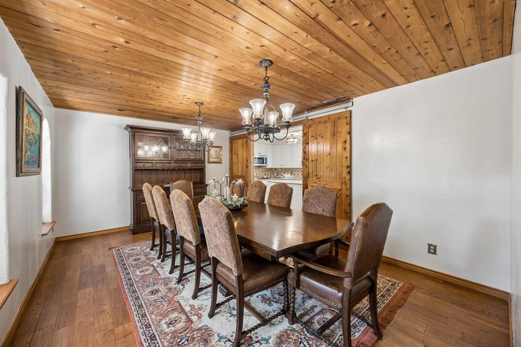 9300 Indian Knoll Trail Property Photo 12