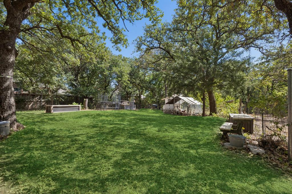 9300 Indian Knoll Trail Property Photo 36