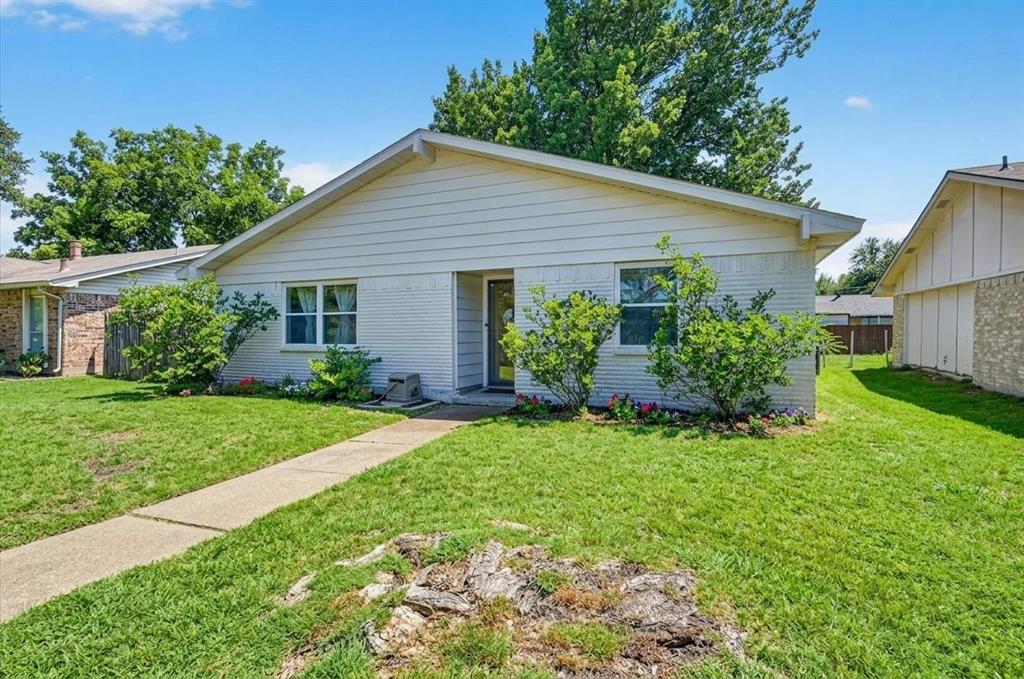3125 Rainbow Drive Property Photo 1
