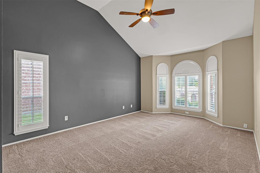 1119 Shadow Lakes Boulevard Property Photo 9