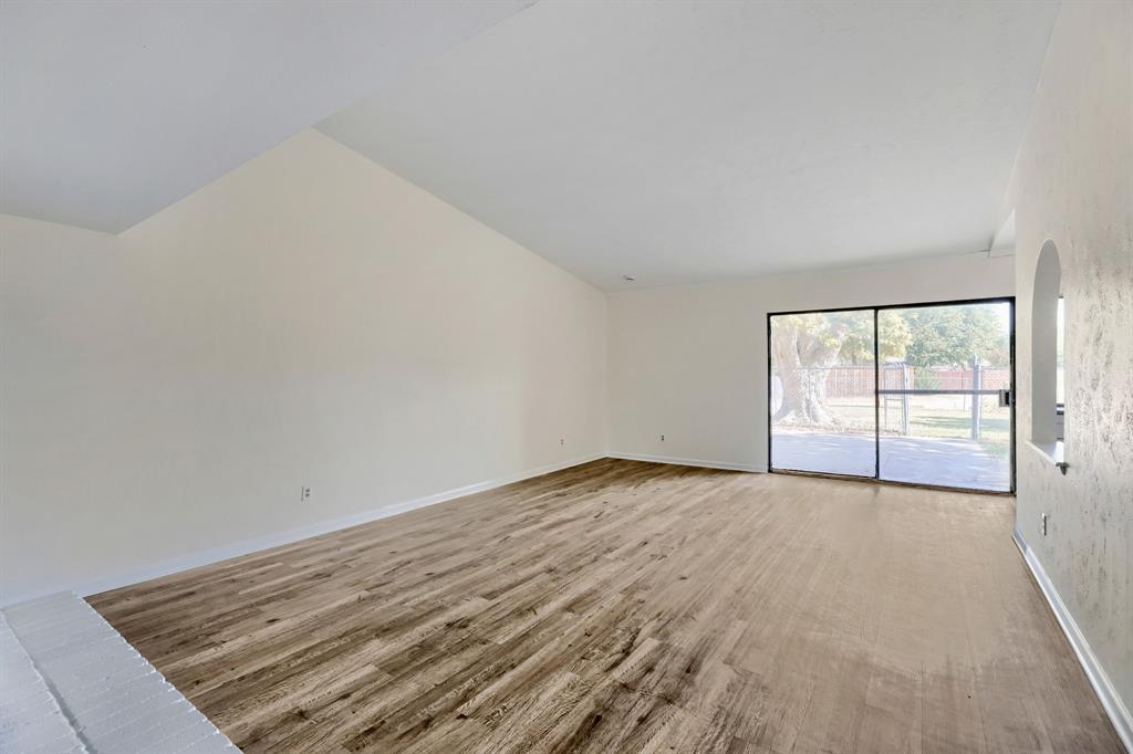 2508 Norway Drive Property Photo 3