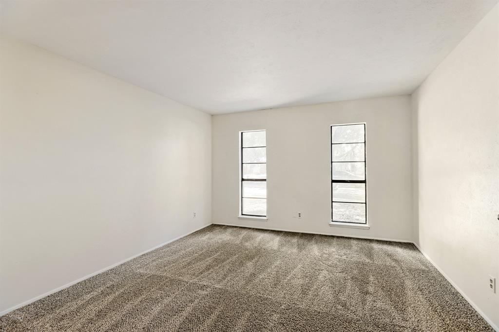 2508 Norway Drive Property Photo 9