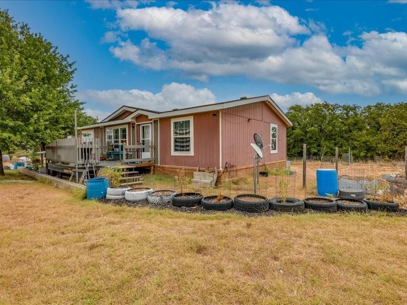 353 R And R Drive Property Photo 3