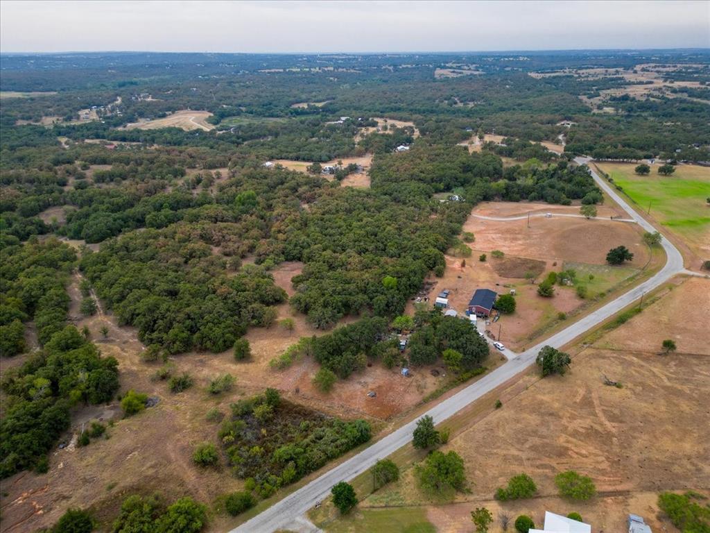 353 R And R Drive Property Photo 23
