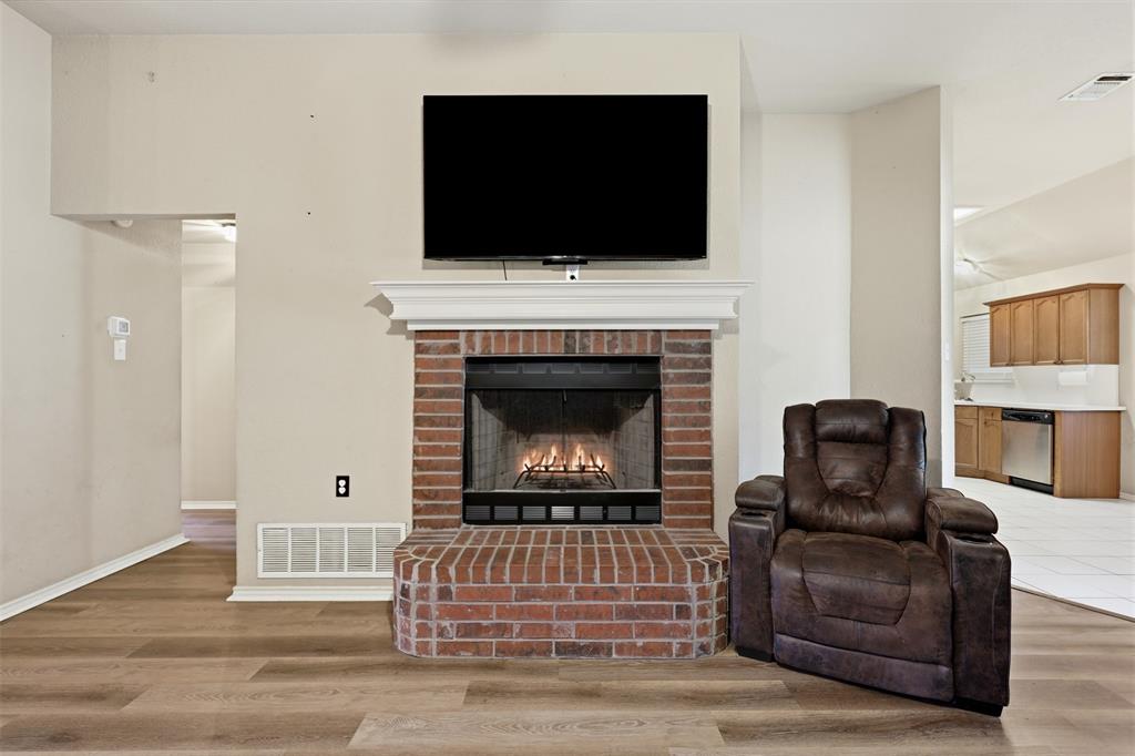 1507 Saddle Creek Court Property Photo 7