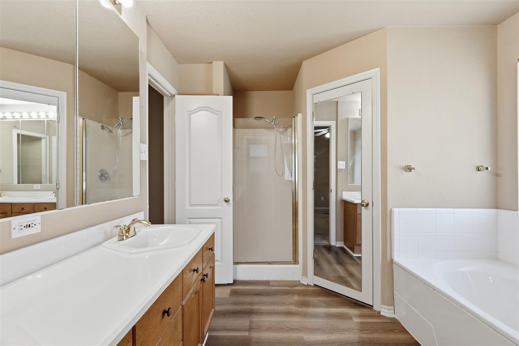 1507 Saddle Creek Court Property Photo 13
