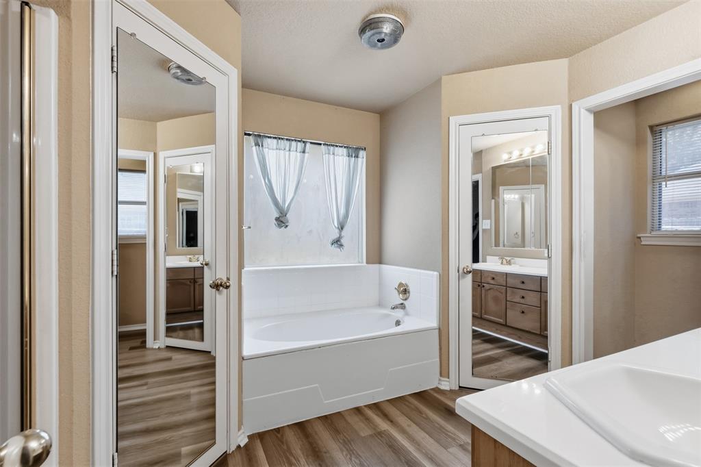 1507 Saddle Creek Court Property Photo 14