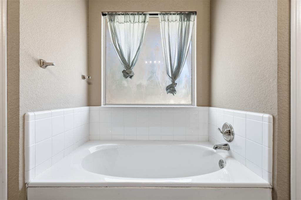 1507 Saddle Creek Court Property Photo 15
