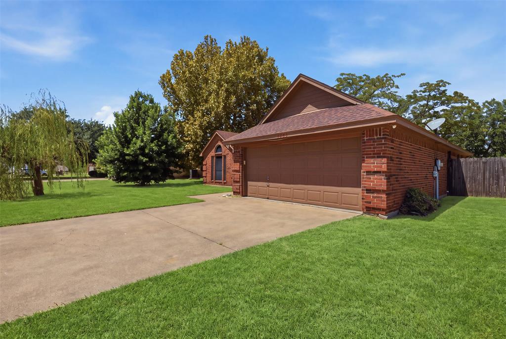 1507 Saddle Creek Court Property Photo 34