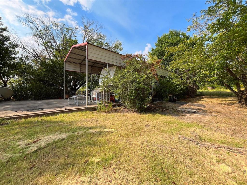17559 Valley View Property Photo 7