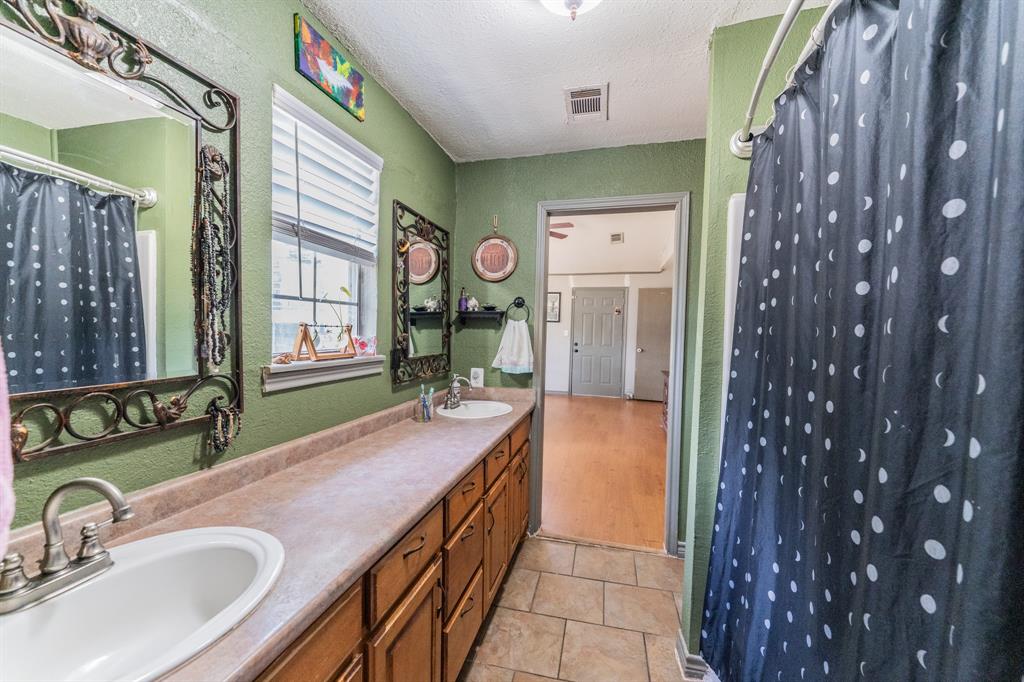 345 County Road 1158 Property Photo 22
