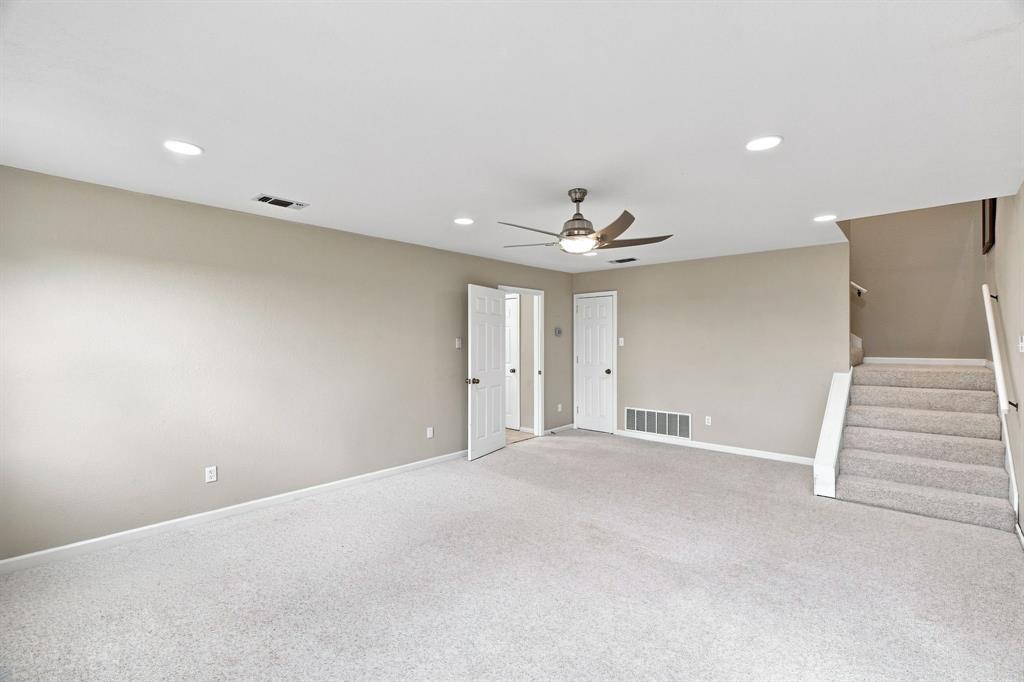 8703 Dunleith Court Property Photo 23
