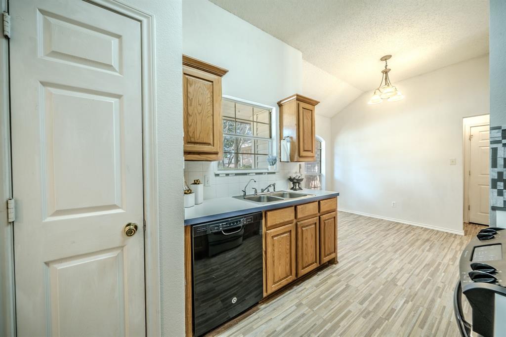 32 Atlantic Avenue Property Photo 10