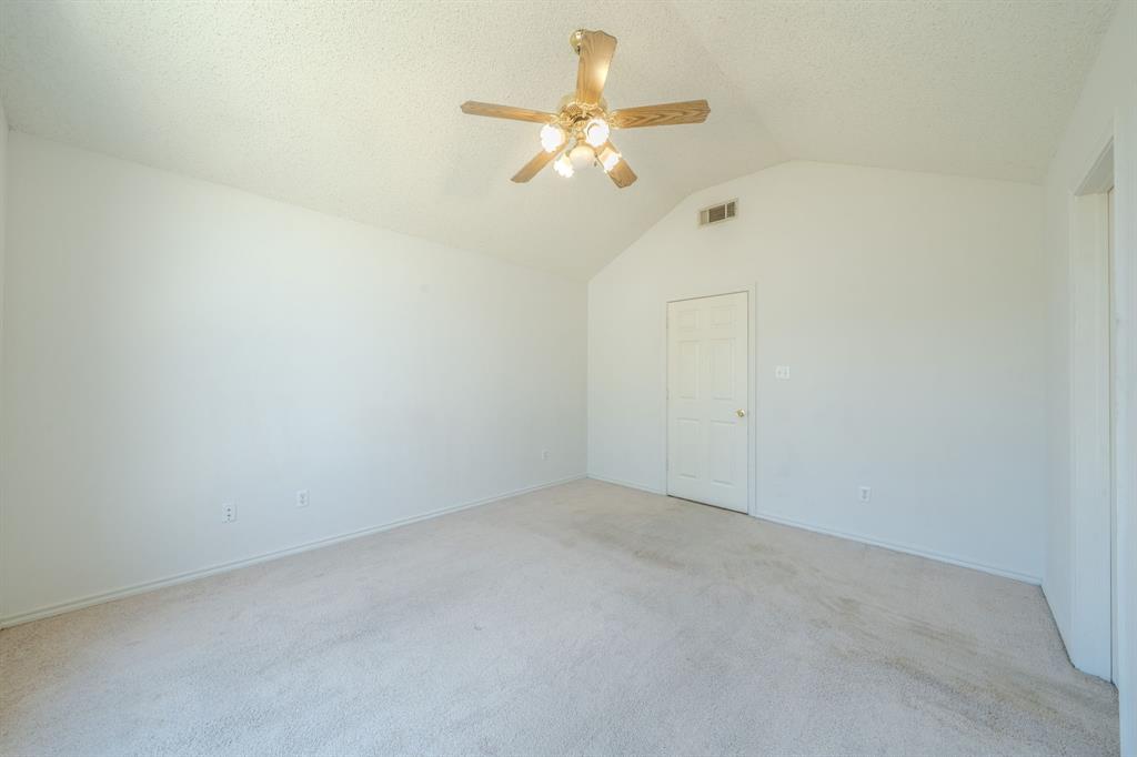 32 Atlantic Avenue Property Photo 12