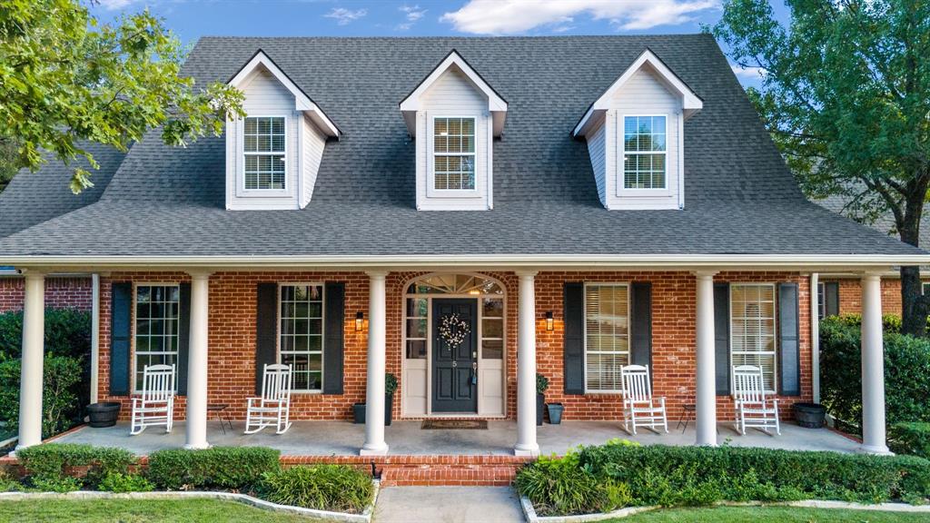 5 Meadowbrook Circle Property Photo 1