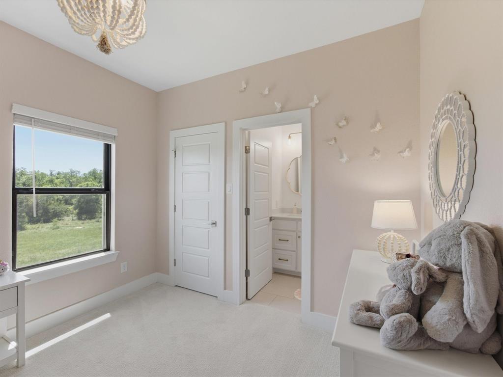 2216 Winding Creek Circle Property Photo 30