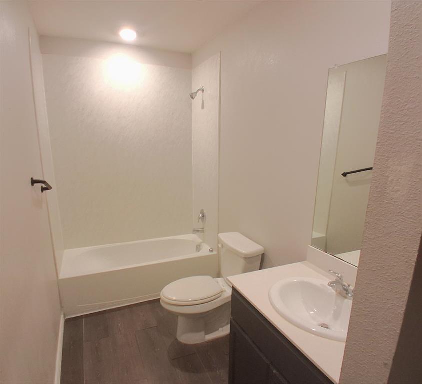 2909 Shoemaker Drive Property Photo 11