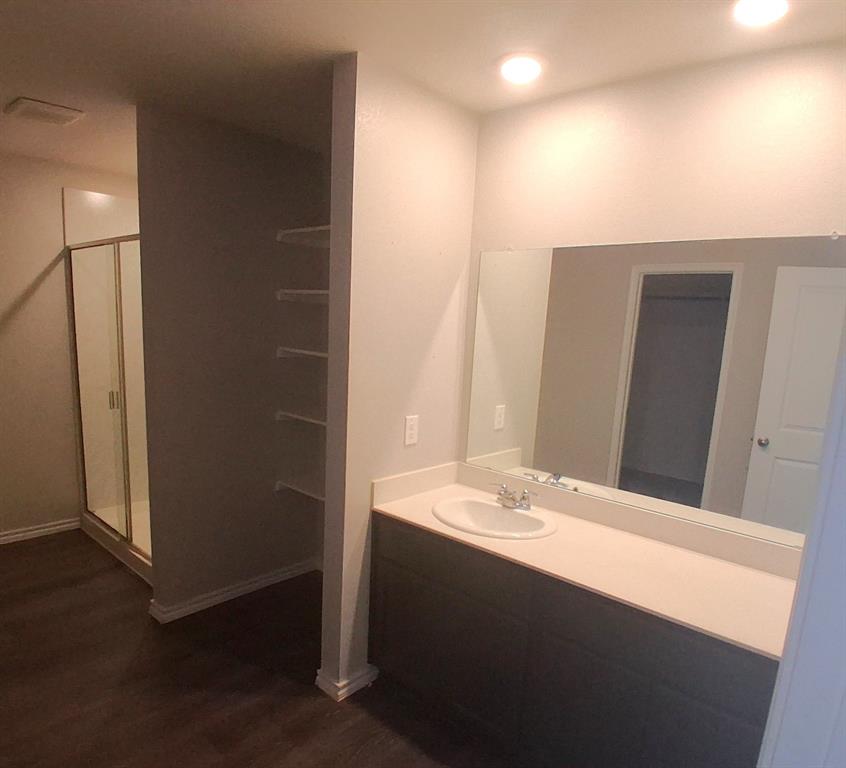 2909 Shoemaker Drive Property Photo 12