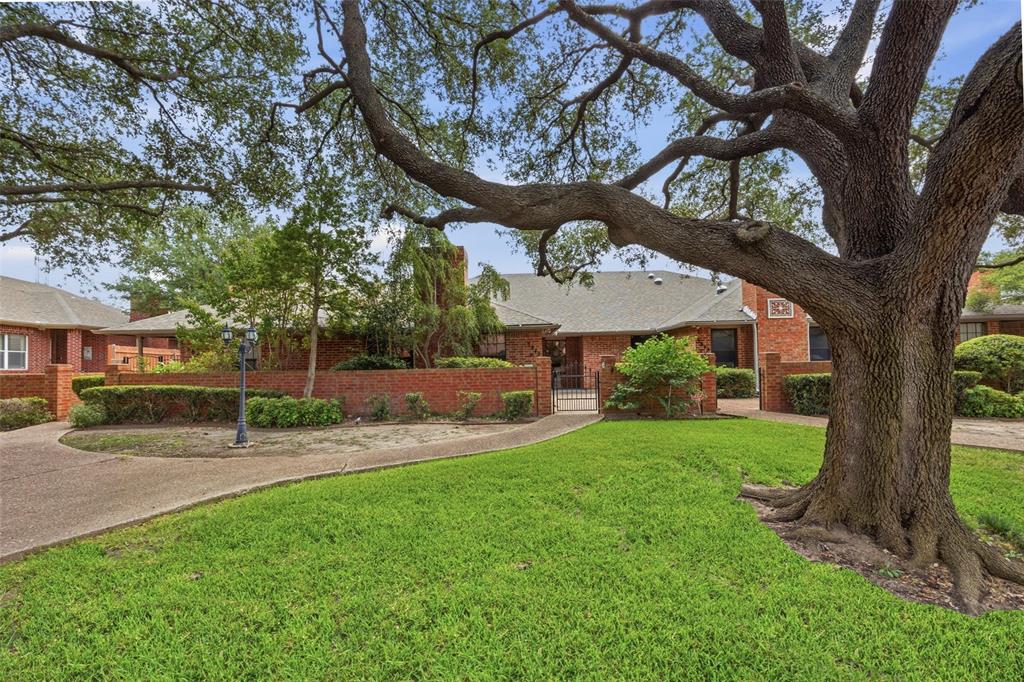 5845 Westhaven Drive B Property Photo 3