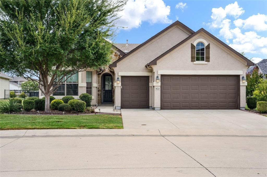 10224 Lindenwood Trail Property Photo 1