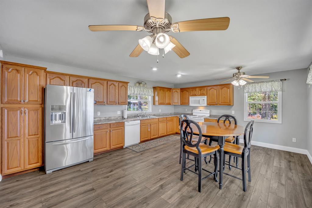 895 Fm 3288 Property Photo 4