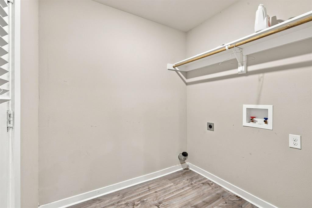 104 Casa Linda Drive Property Photo 14
