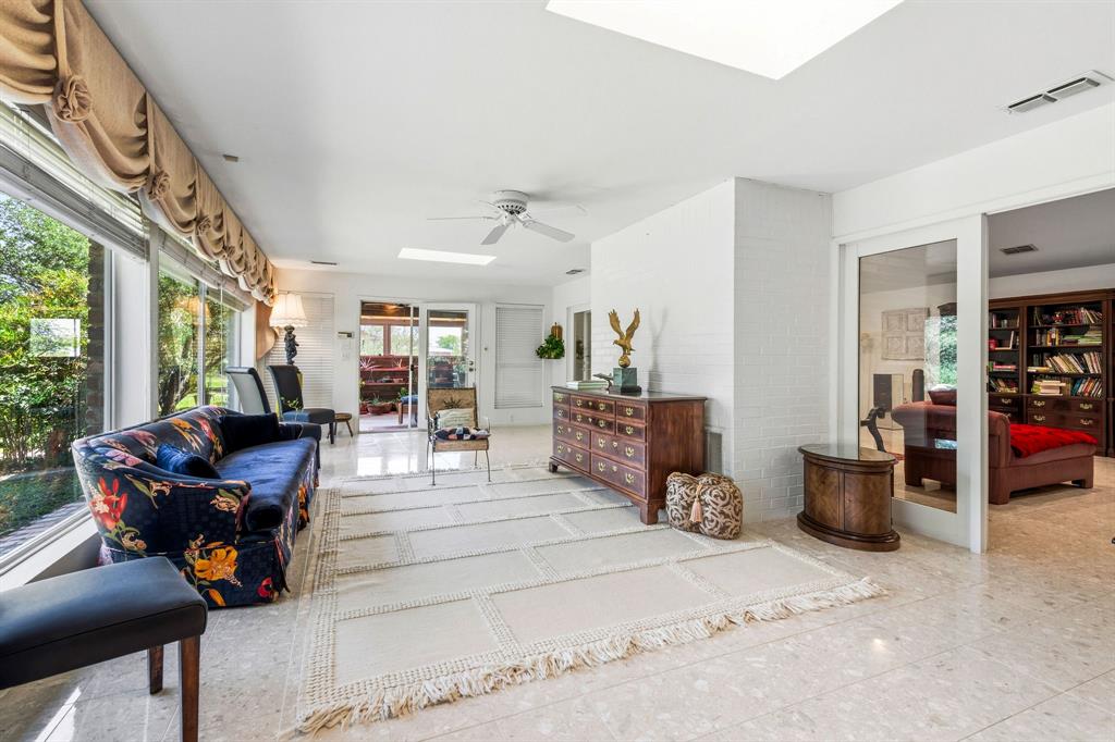 3165 Hayter Road Property Photo 16