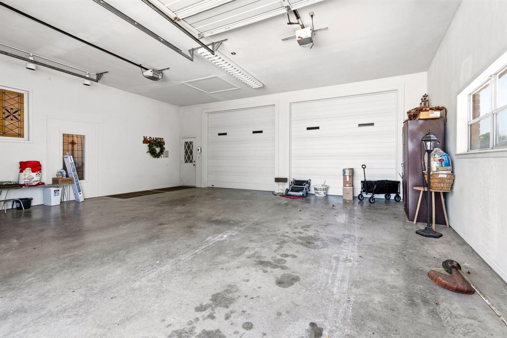 3165 Hayter Road Property Photo 29