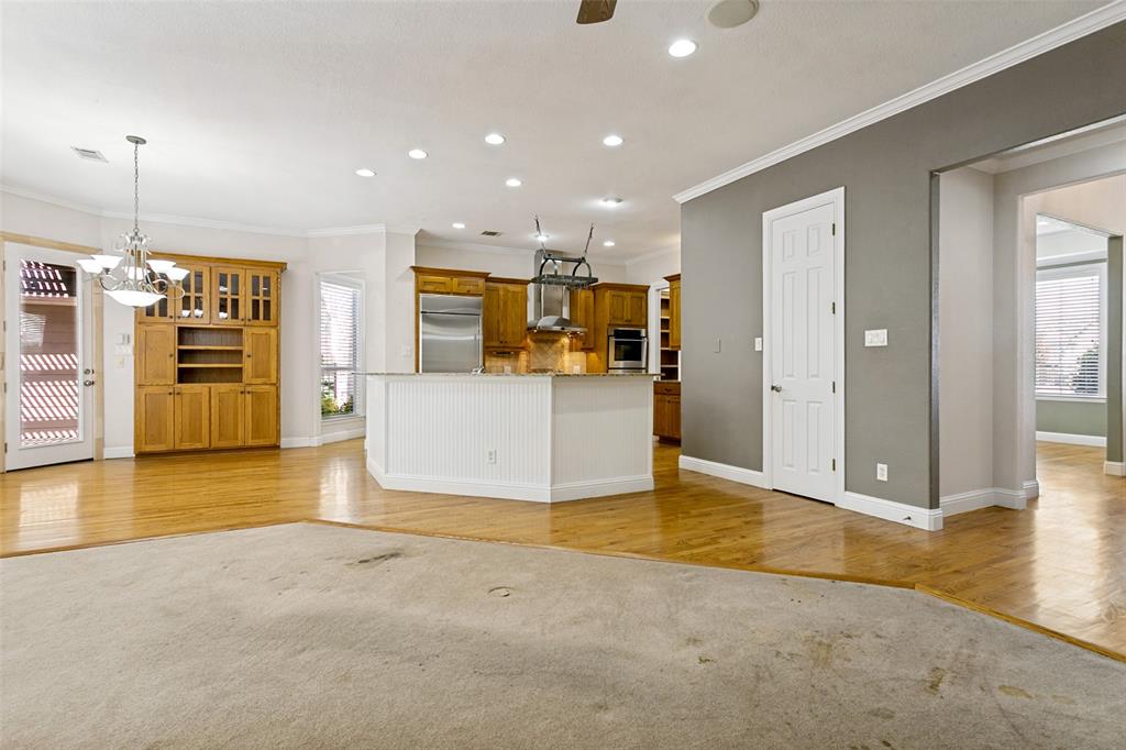 513 Dooley Court Property Photo 8