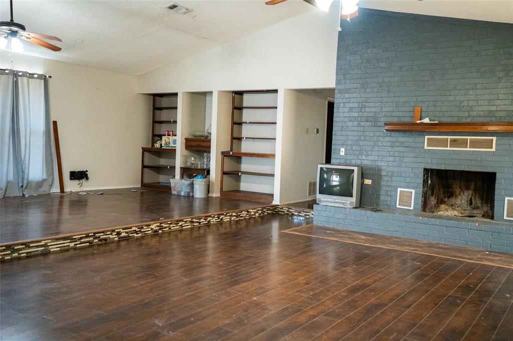 201 Shiloh Property Photo 4