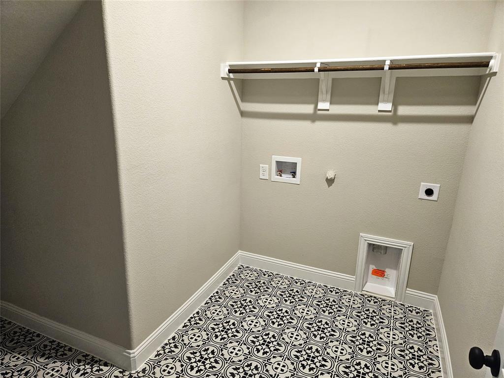 2701 Silo Lane Property Photo 12