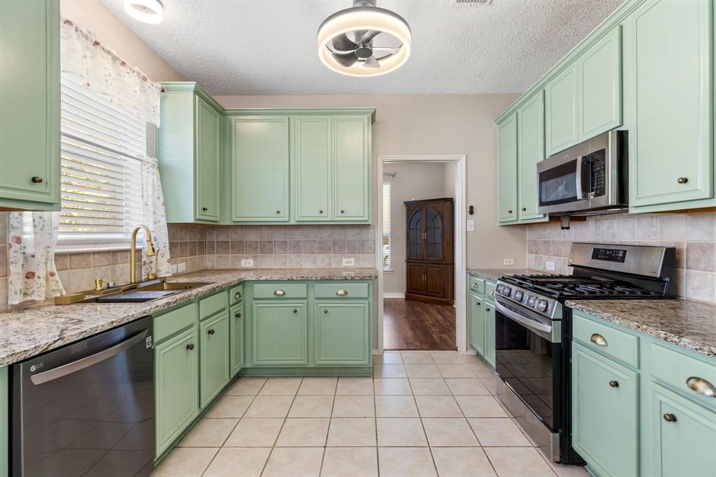 7243 Chinquapin Dr Drive Property Photo 9